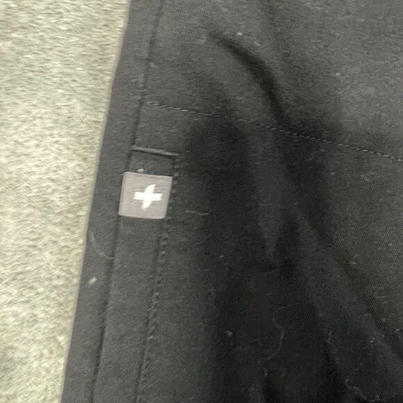 Figs Rafaela Oversized Scrub Top Black Size Large Medical First Responder - Picture 2 of 8